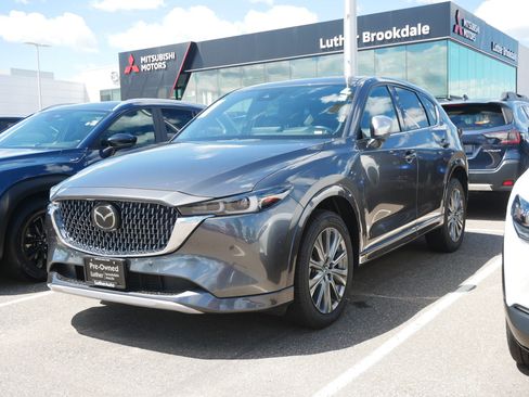 Used 2024 MAZDA CX-5 Signature AWD/4WD image 3