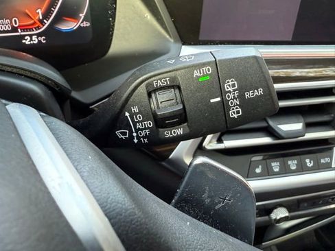 Used 2020 BMW X5 xDrive40i w/ Convenience Package image 51