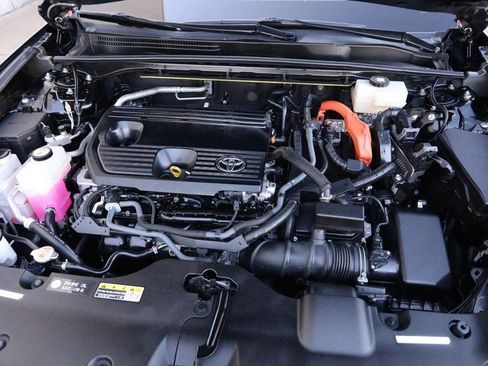 Used 2024 Toyota Crown image 27