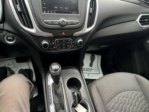 Used 2020 Chevrolet Equinox LT image 21