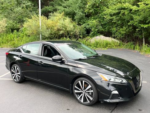 Used 2020 Nissan Altima 2.5 SR AWD/4WD image 7