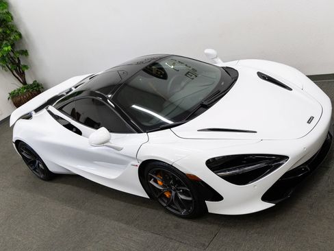 Used 2019 McLaren 720S Luxury RWD image 27
