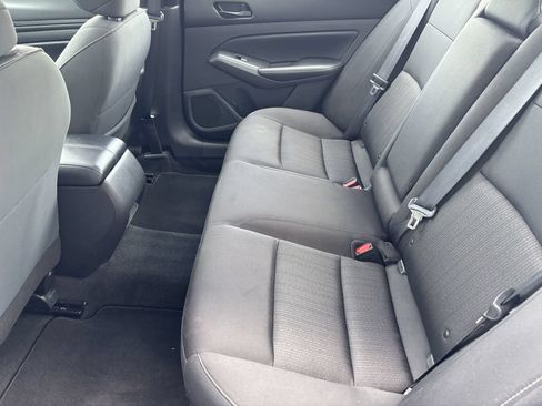 Used 2024 Nissan Altima 2.5 SV w/ SV Premium Package FWD image 21