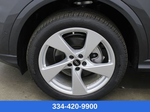 New 2025 Audi Q5 Premium Plus image 28