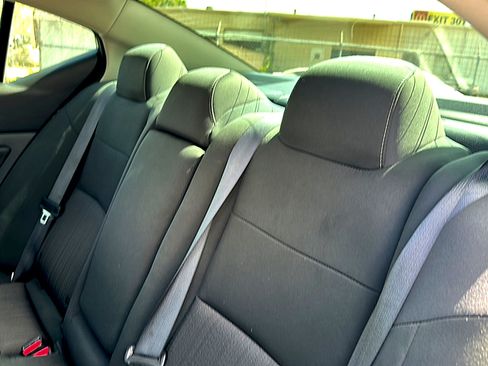 Used 2024 Nissan Altima 2.5 SV w/ SV Premium Package FWD image 20