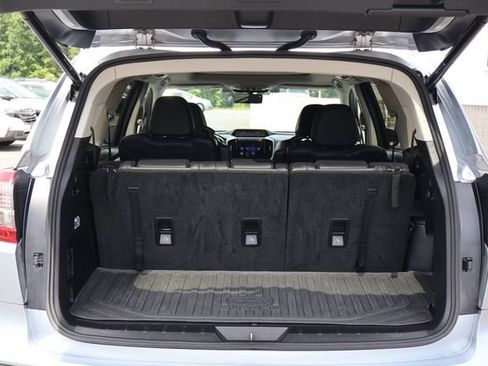 Certified 2022 Subaru Ascent Touring AWD/4WD image 25