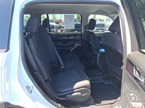 Certified 2021 Jeep Grand Cherokee L Laredo w/ Luxury Tech Group I AWD/4WD image 22