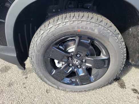 New 2026 Honda Ridgeline Black Edition image 13