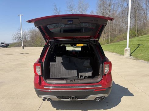 Used 2023 Ford Explorer King Ranch w/ Technology Package AWD/4WD image 31