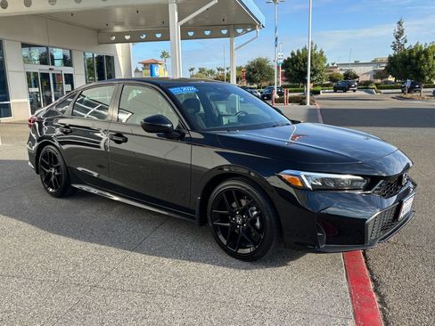 Used 2026 Honda Civic Sport image 3