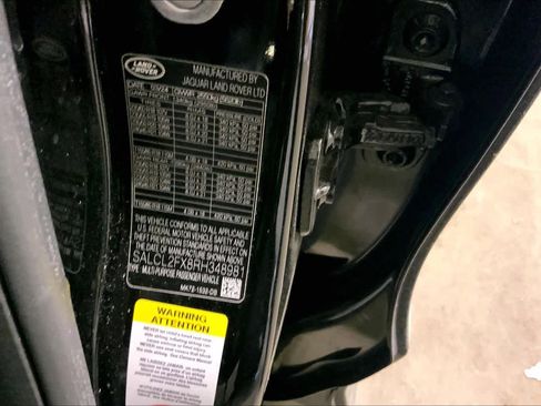 Used 2024 Land Rover Discovery Sport Dynamic SE image 37