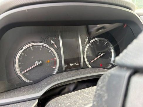 Used 2020 Toyota 4Runner Limited AWD/4WD image 5