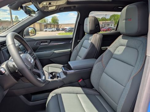 New 2026 GMC Terrain AT4 w/ Convenience Package III AWD/4WD image 40