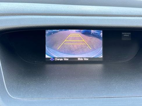 Used 2015 Honda CR-V LX image 9