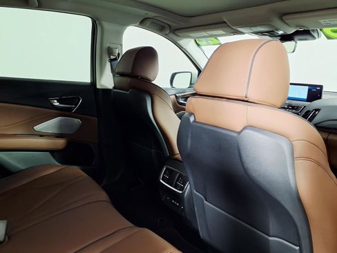 Used 2025 Acura RDX SH-AWD w/ Advance Package image 11