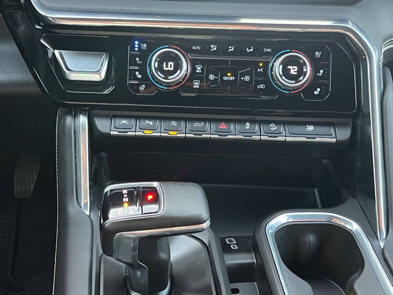 Used 2024 GMC Sierra 1500 Denali Ultimate AWD/4WD image 34