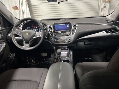 Used 2023 Chevrolet Malibu LT image 14