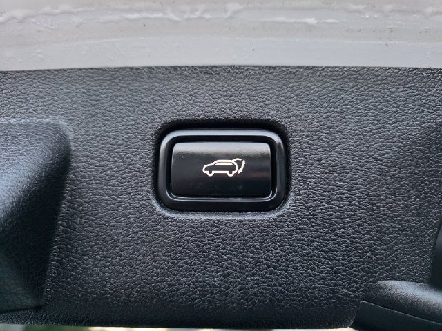 Certified 2023 Kia Sportage X-Line w/ X-Line Premium Package AWD/4WD image 11
