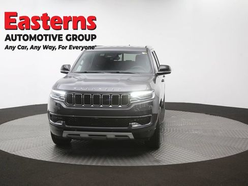 Used 2024 Jeep Wagoneer Series II AWD/4WD image 56