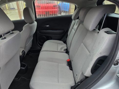 Used 2021 Honda HR-V LX image 28