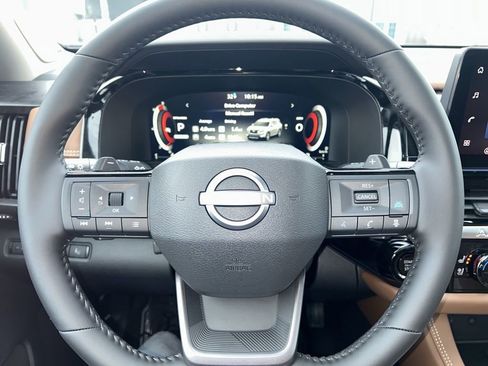 New 2026 Nissan Pathfinder Platinum w/ Cargo Package FWD image 14