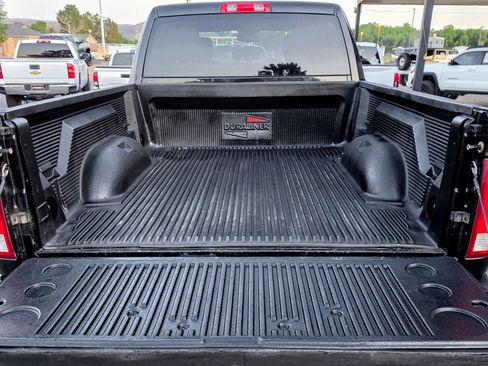 Used 2015 RAM 2500 Tradesman w/ Chrome Appearance Group AWD/4WD image 19