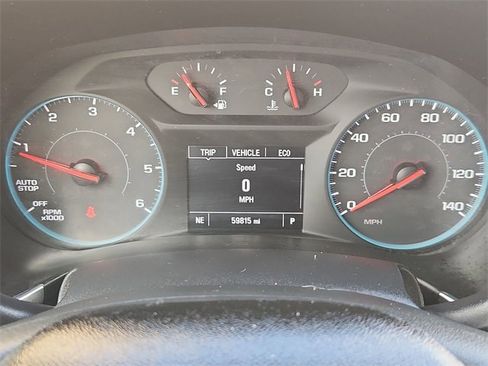 Used 2018 Chevrolet Equinox LT image 12