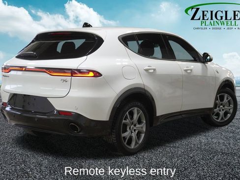 Used 2024 Dodge Hornet R/T image 3