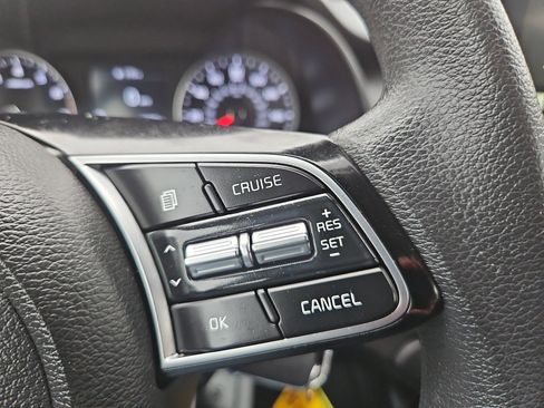 Used 2021 Kia Forte LXS image 27