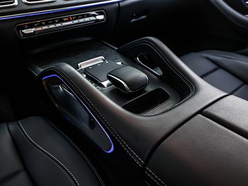 Certified 2025 Mercedes-Benz GLE 350 4MATIC image 8