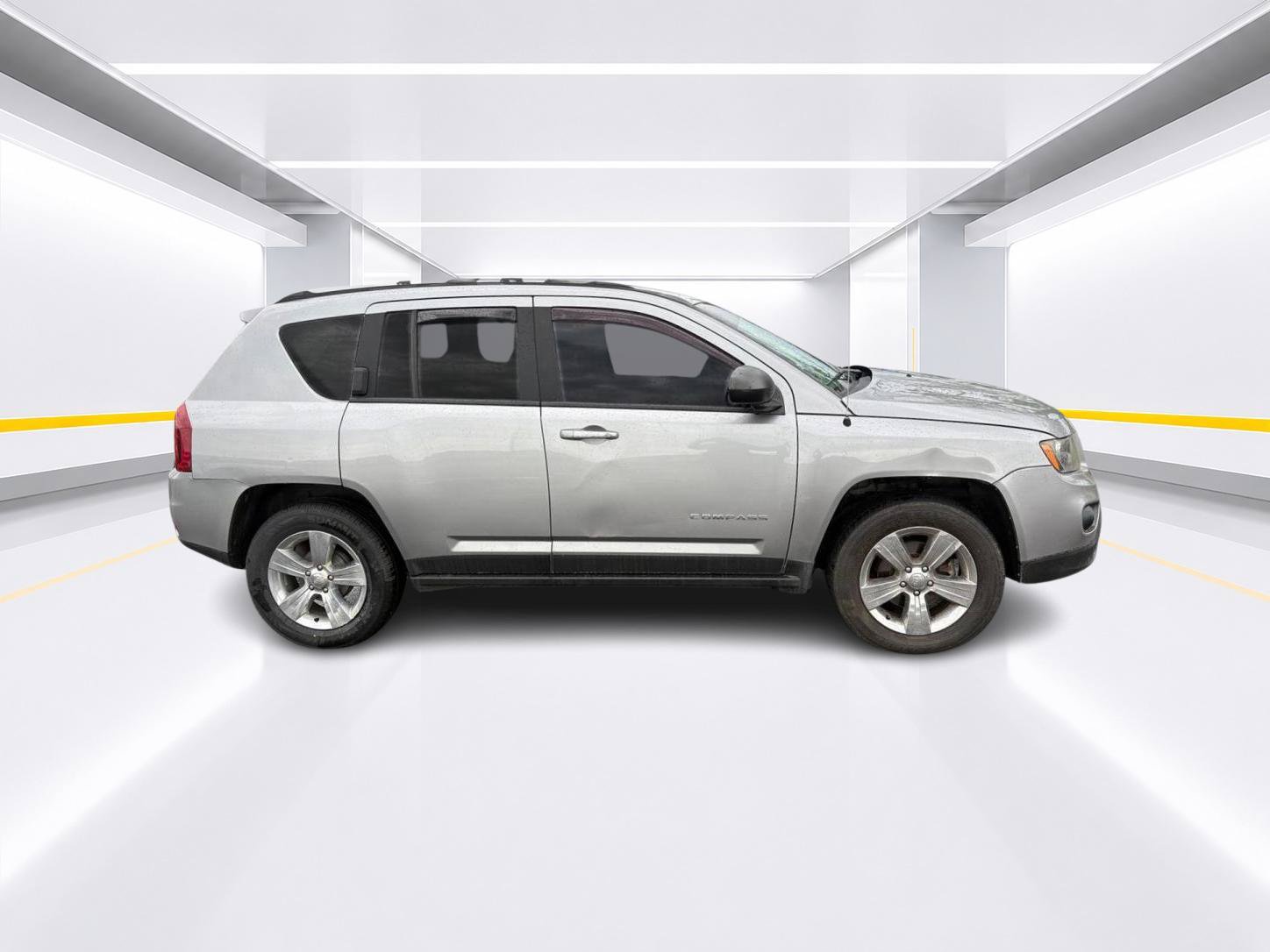 Used 2016 Jeep Compass Sport w/ Power Value Group FWD image 2