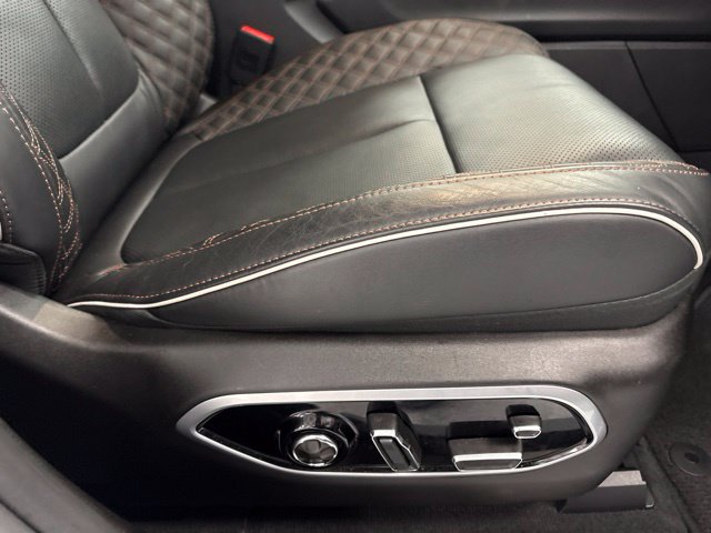 Used 2025 Jeep Grand Cherokee L Summit AWD/4WD image 28