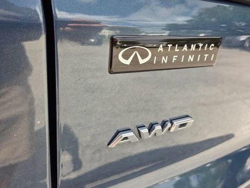 Used 2024 Cadillac XT4 Premium Luxury AWD/4WD image 16