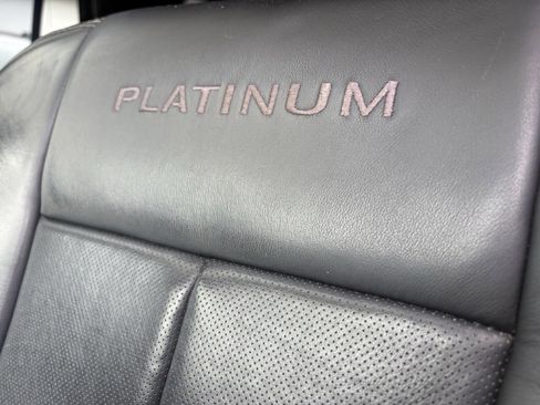 Used 2016 Ford Expedition EL Platinum image 14