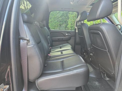 Used 2009 Chevrolet Avalanche LTZ image 33