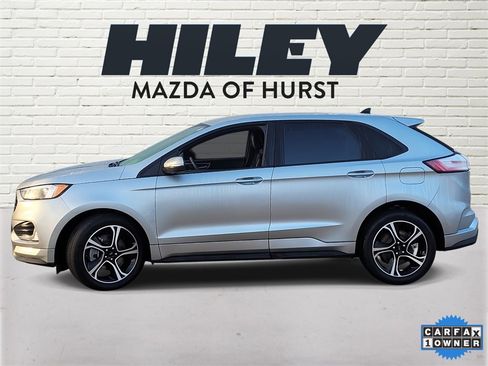 Used 2023 Ford Edge ST image 3