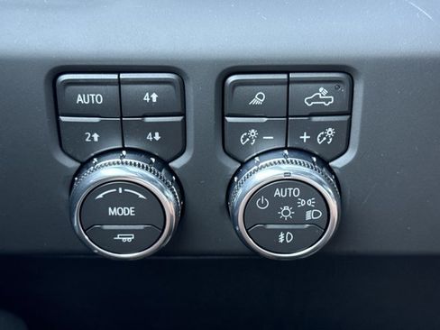 New 2026 GMC Sierra 3500 Denali w/ Denali Reserve Package image 26