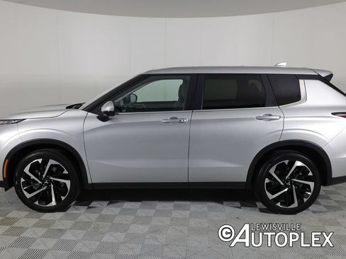 Used 2024 Mitsubishi Outlander SE FWD image 8