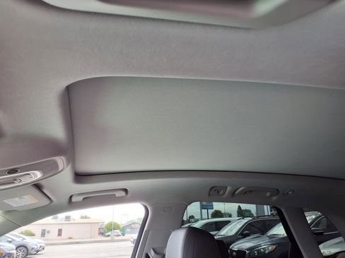 Used 2022 Audi Q5 2.0T Premium Plus w/ Premium Plus Package image 11