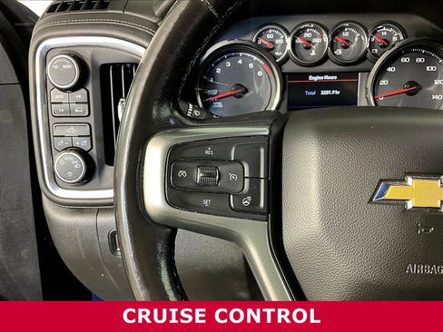 Used 2022 Chevrolet Silverado 1500 LT w/ LPO, Dark Essentials Package AWD/4WD image 10
