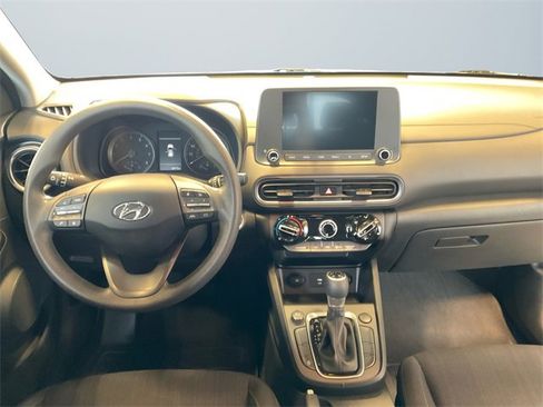 Used 2022 Hyundai Kona SEL image 10
