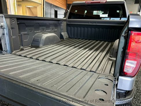 Used 2024 GMC Sierra 1500 Pro w/ Graphite Edition AWD/4WD image 14