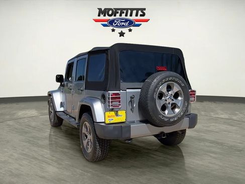 Used 2016 Jeep Wrangler Unlimited Sahara w/ Max Tow Package AWD/4WD image 3