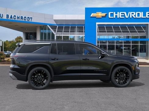 New 2026 Chevrolet Traverse LT w/ Driver Confidence Package AWD/4WD image 5