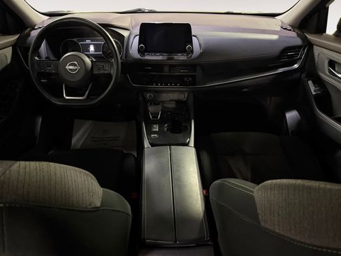 Used 2023 Nissan Rogue SV image 14