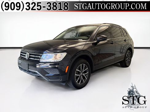Used 2019 Volkswagen Tiguan SE w/ Panoramic Sunroof Package FWD image 1