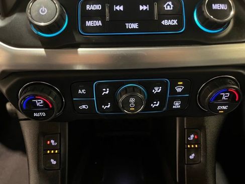 Used 2019 GMC Acadia SLT image 30