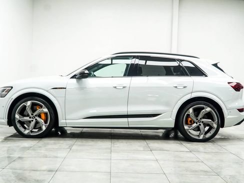 Used 2023 Audi e-tron S Prestige AWD/4WD image 13
