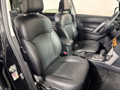 Used 2017 Subaru Forester 2.5i Limited AWD/4WD image 14