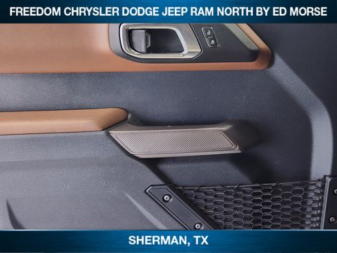 Used 2023 Ford Bronco Outer Banks AWD/4WD image 16